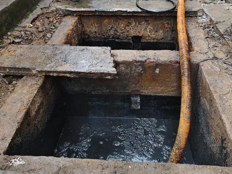 市政清理化粪池